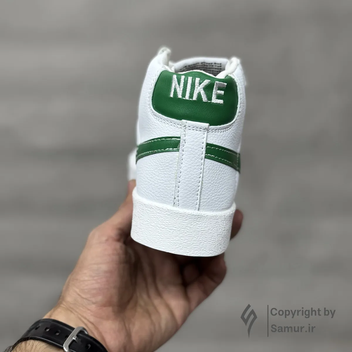 گالری تصاویر کتونی نایک بلیزر سفید سبز ساقدار